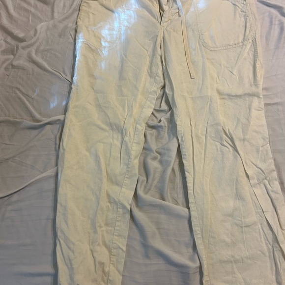 Patagonia Pants - Patagonia Cream Straight Leg Pants